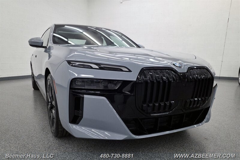 Used 2023 BMW 740i RWD image 7