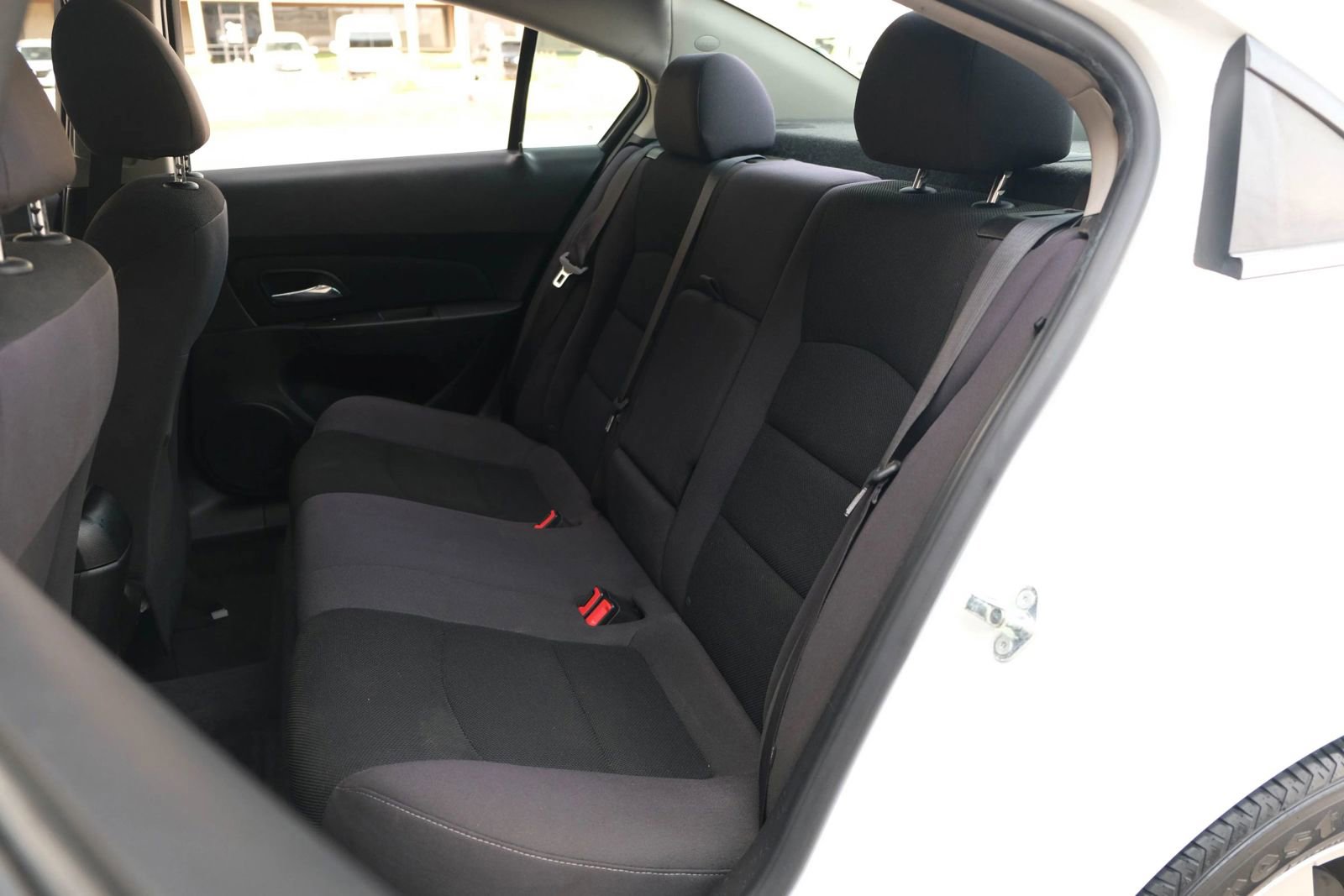 Used 2015 Chevrolet Cruze LT w/ Enhanced Safety Package FWD image 26