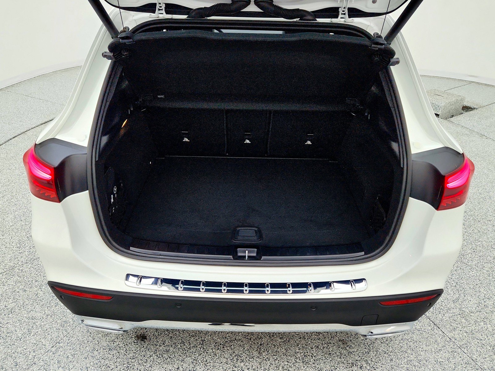 Certified 2026 Mercedes-Benz GLA 250 image 23