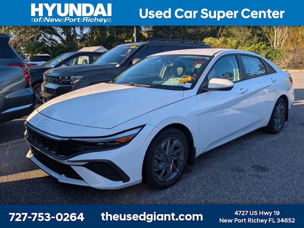 Used 2024 Hyundai Elantra SEL