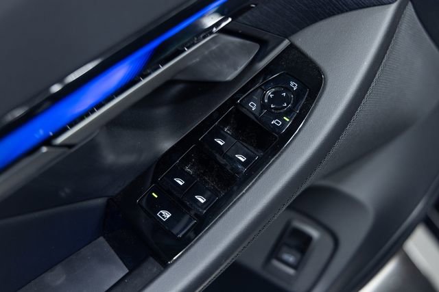 Used 2026 BMW i5 eDrive40 w/ M Sport Package image 12