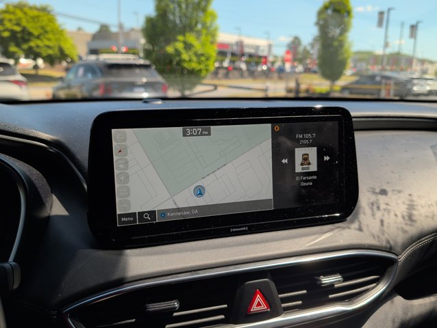 Used 2023 Hyundai Santa Fe SEL w/ Cargo Package image 13