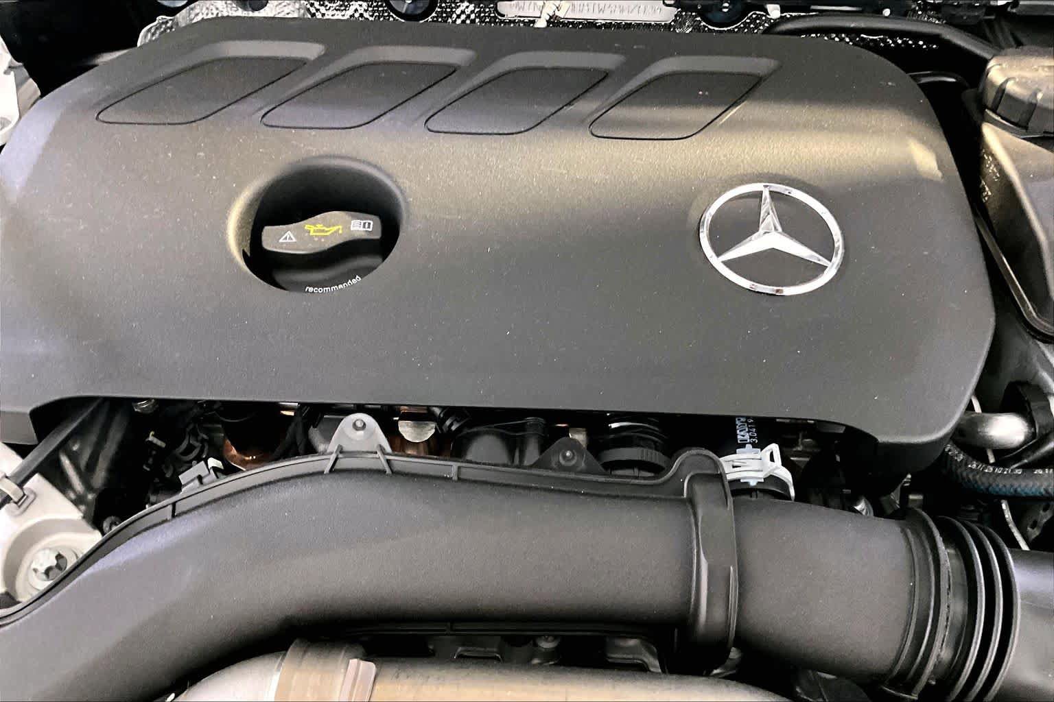 New 2026 Mercedes-Benz GLB 250 4MATIC image 15