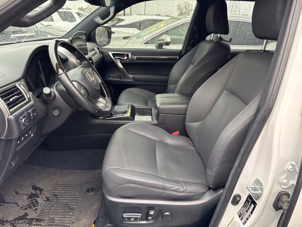 Used 2023 Lexus GX 460 Premium AWD/4WD image 18