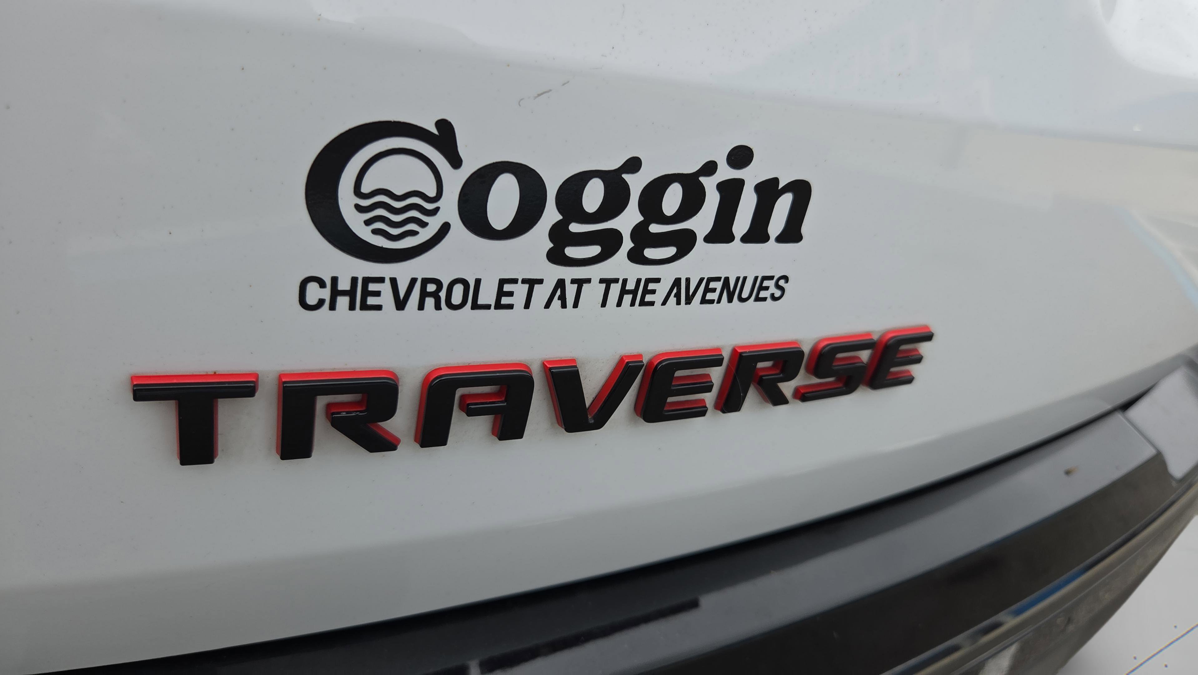 Used 2022 Chevrolet Traverse Premier w/ Redline Edition FWD image 33