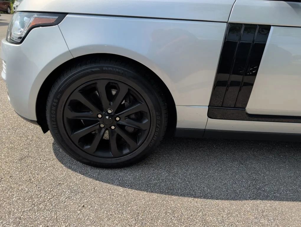 Used 2017 Land Rover Range Rover HSE AWD/4WD image 23