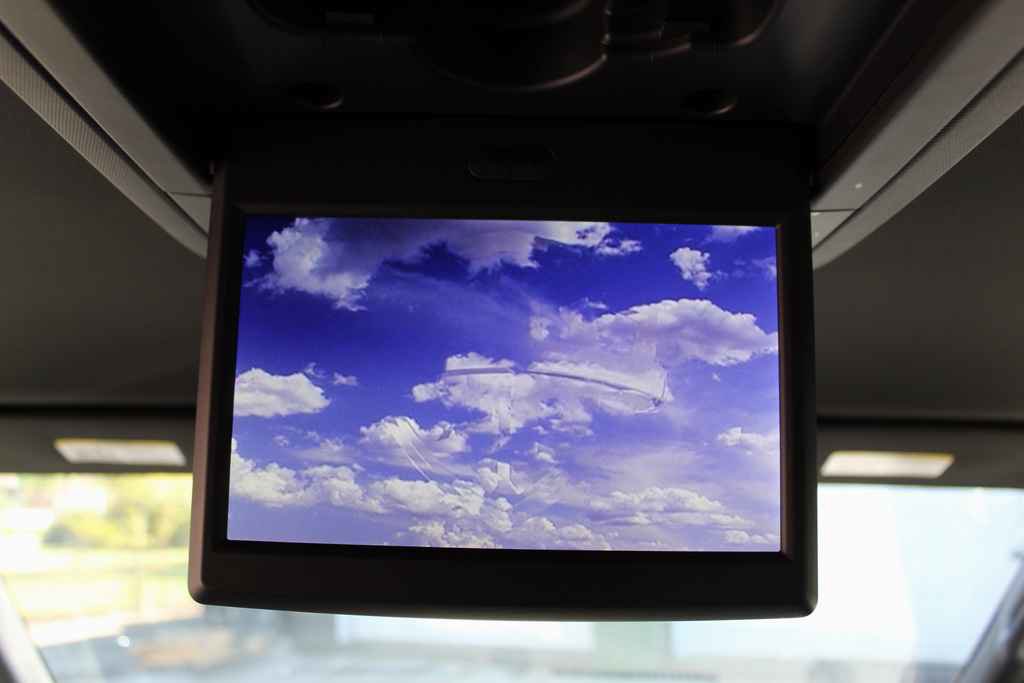 Used 2016 Dodge Grand Caravan SXT image 25