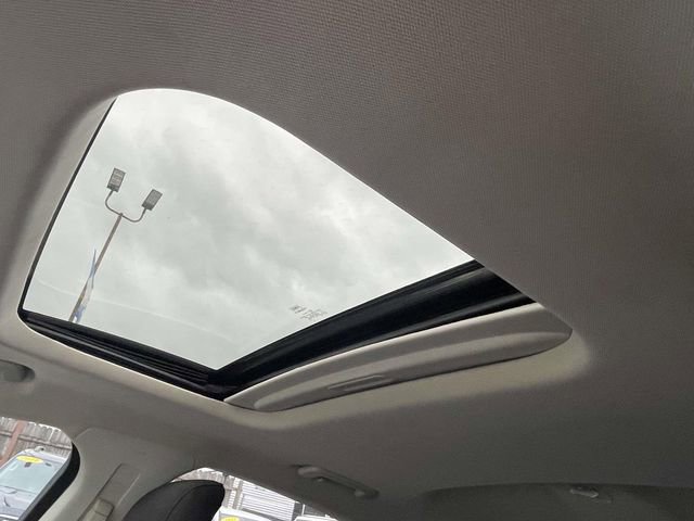 Used 2016 Ford Fusion SE FWD image 18