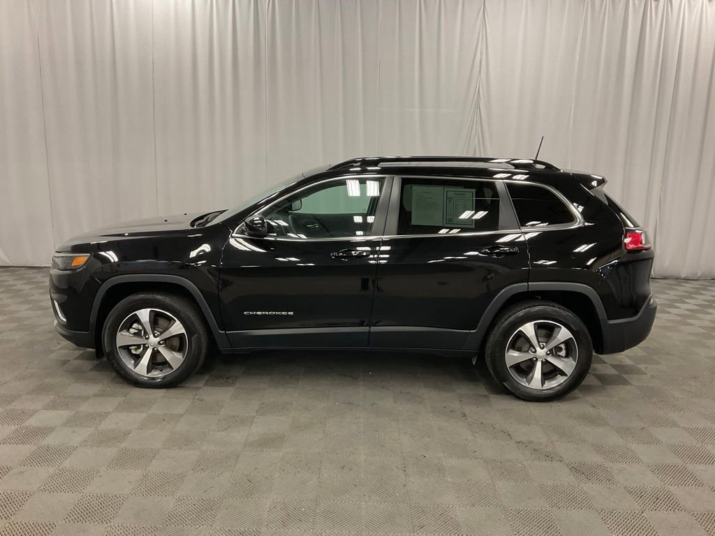 Used 2022 Jeep Cherokee Limited image 12