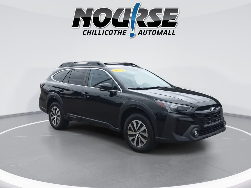 Used 2023 Subaru Outback Premium AWD/4WD image 2