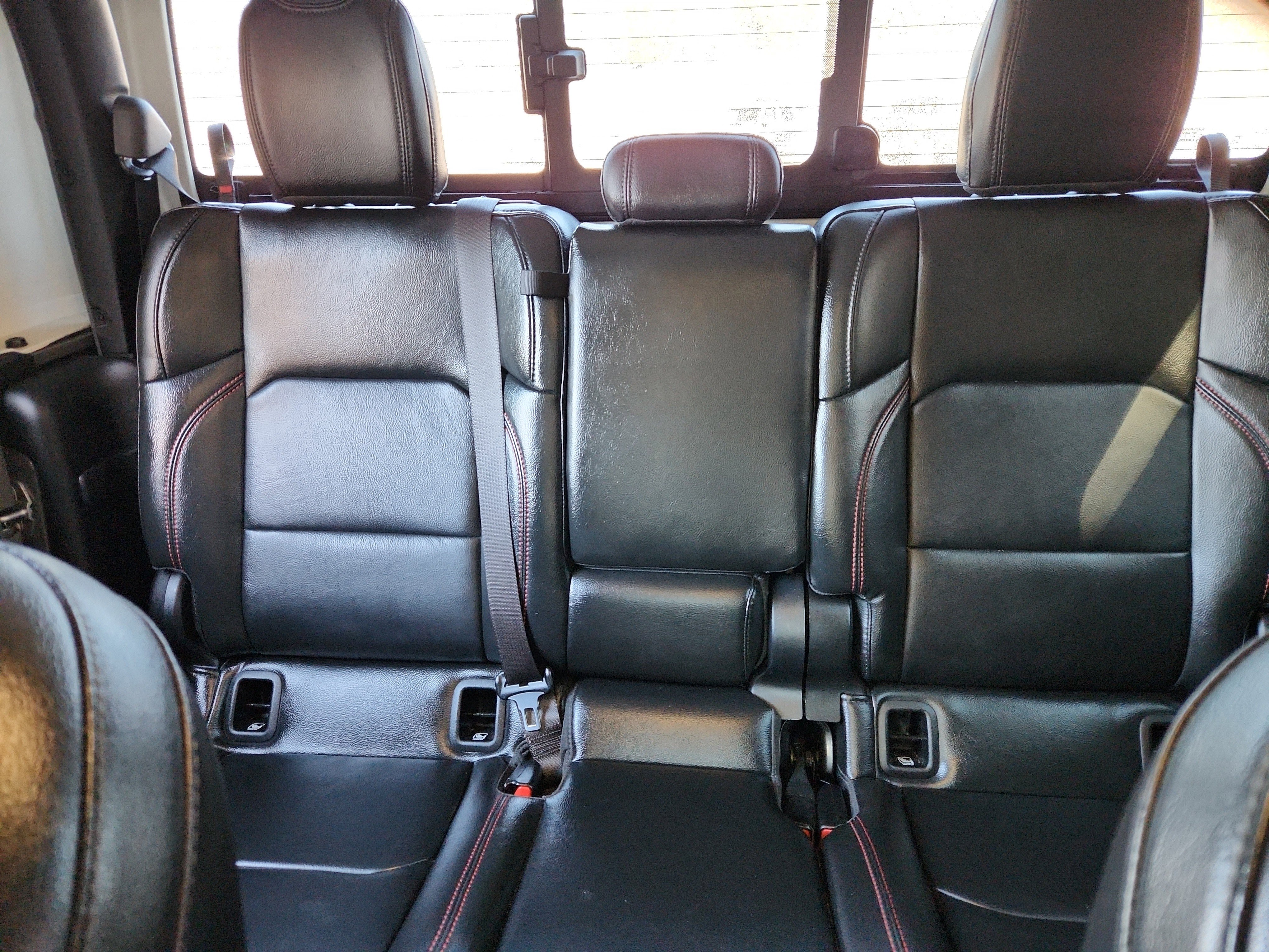 Used 2022 Jeep Gladiator Rubicon w/ LED Lighting Group image 37