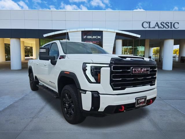 Used 2025 GMC Sierra 2500 AT4 AWD/4WD image 2
