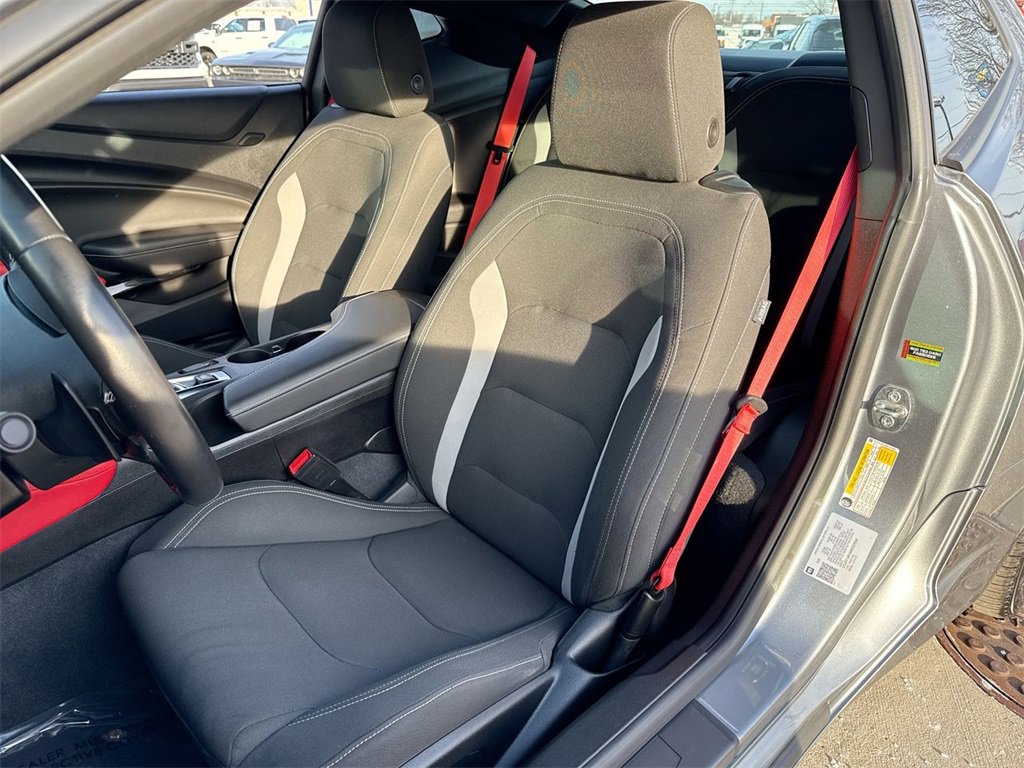 Used 2022 Chevrolet Camaro LT w/ Redline Edition image 11