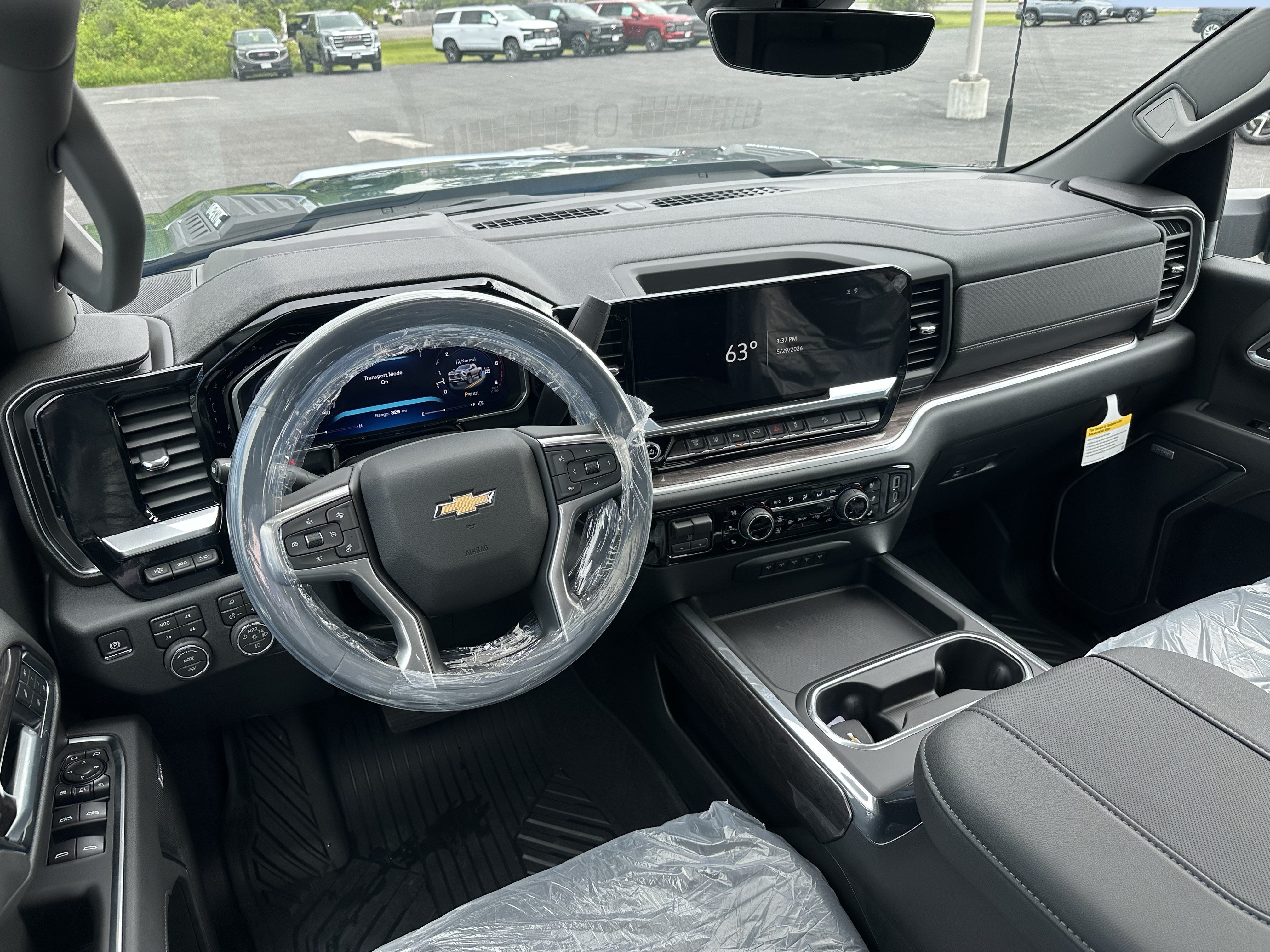 New 2026 Chevrolet Silverado 2500 LTZ w/ LTZ Premium Package AWD/4WD image 10