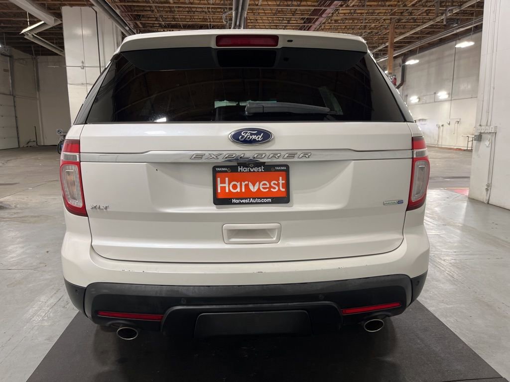 Used 2015 Ford Explorer XLT w/ Equipment Group 202A image 7