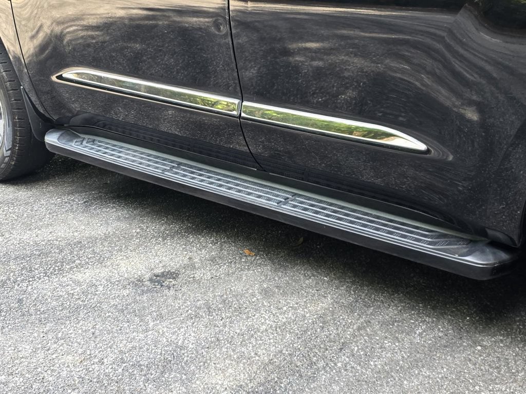 Used 2018 Toyota Sequoia Limited w/ Safety & Convenience Package RWD image 31