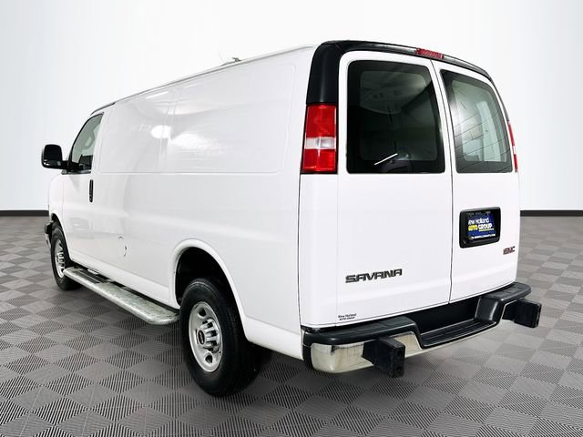 Used 2024 GMC Savana 2500 w/ Driver Convenience Package image 5