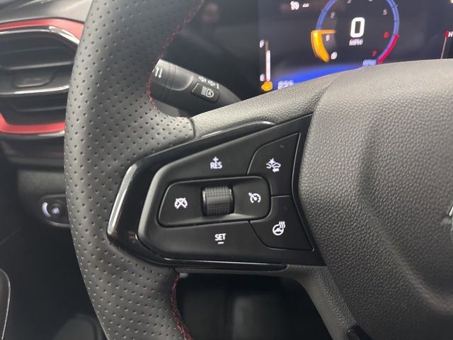 Used 2025 Chevrolet TrailBlazer RS image 11