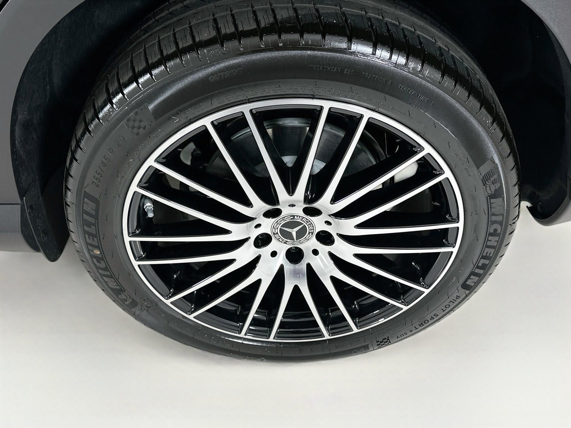 New 2027 Mercedes-Benz GLC 300 image 35