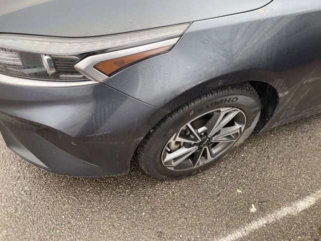 Used 2023 Kia Forte LXS w/ LXS Technology Package image 6