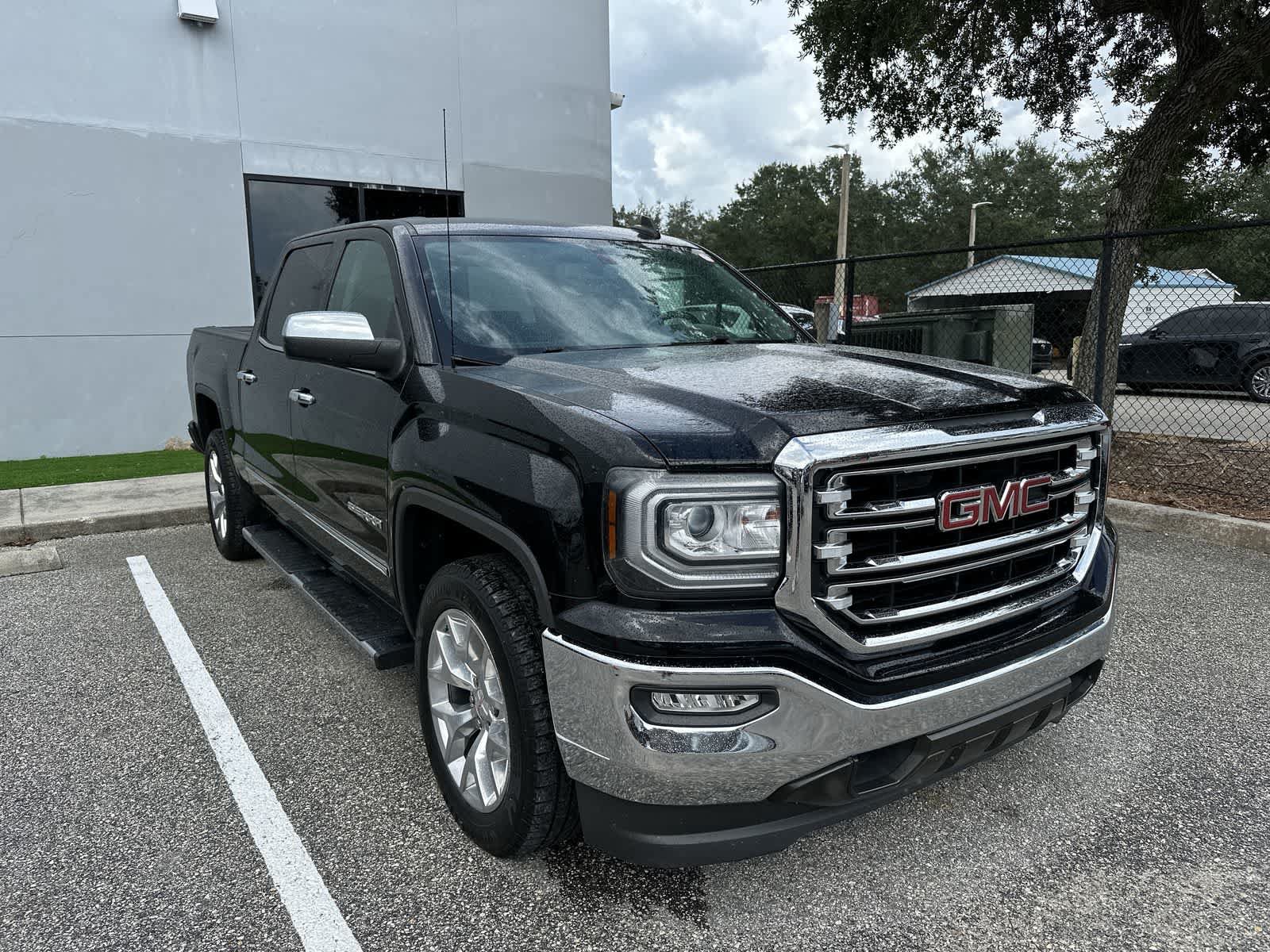 Used 2018 GMC Sierra 1500 SLT w/ SLT Premium Package RWD image 11