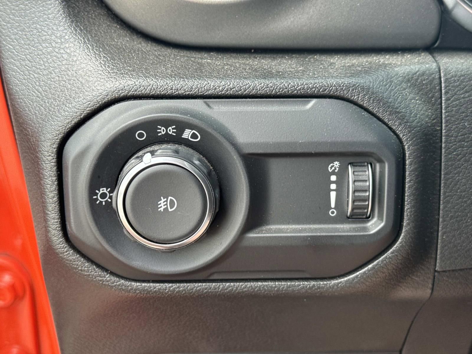 Used 2023 Jeep Wrangler Sport image 19