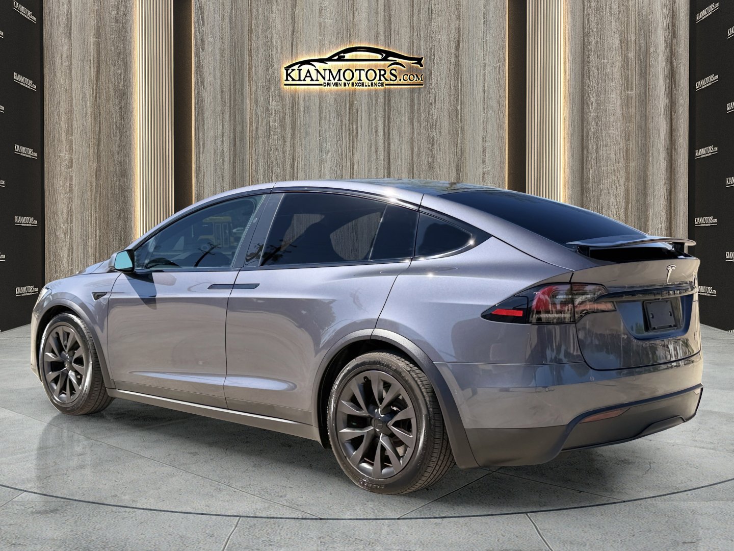 Used 2022 Tesla Model X Plaid AWD/4WD image 8
