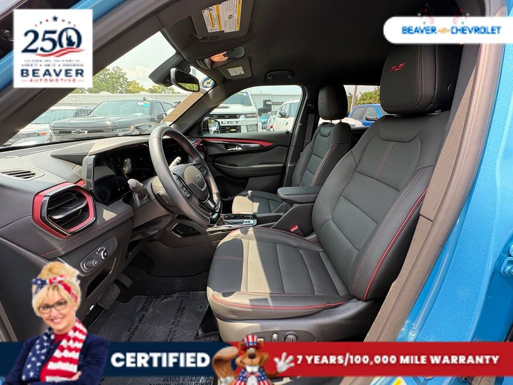 Used 2025 Chevrolet TrailBlazer RS w/ Convenience Package FWD image 12