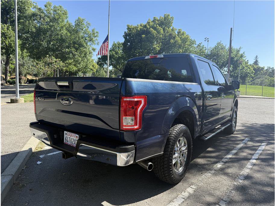 Used 2016 Ford F150 XLT AWD/4WD image 5