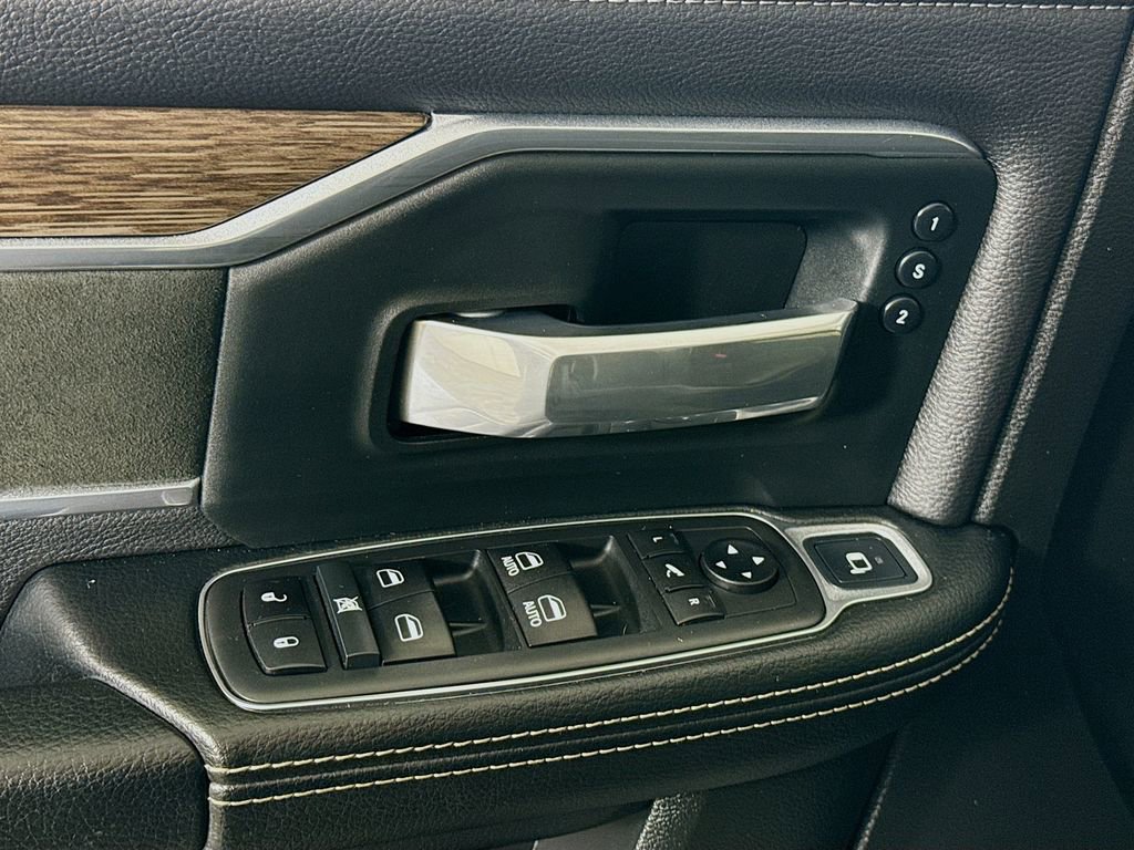 Used 2020 RAM 3500 Laramie image 26