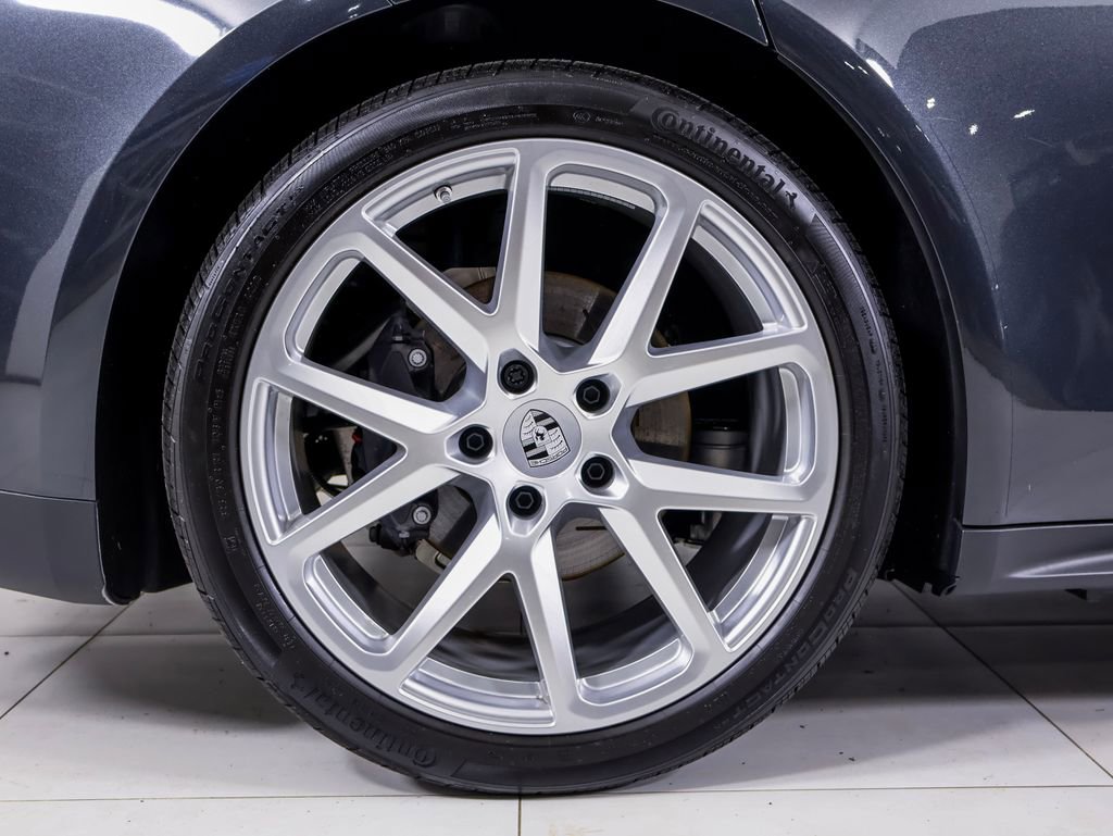 Certified 2025 Porsche Panamera 4 AWD/4WD image 24