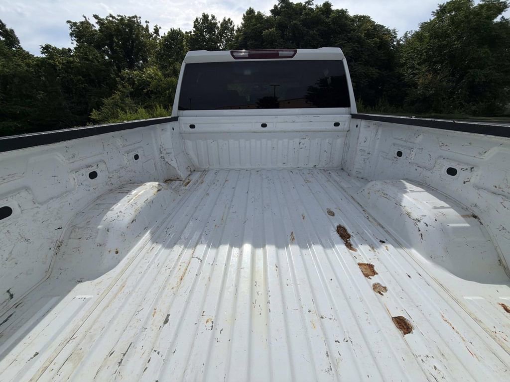 Used 2023 Chevrolet Silverado 2500 Custom w/ Custom Convenience Package AWD/4WD image 13