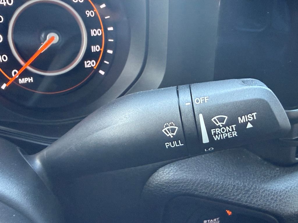 Used 2025 Jeep Gladiator Sport image 22