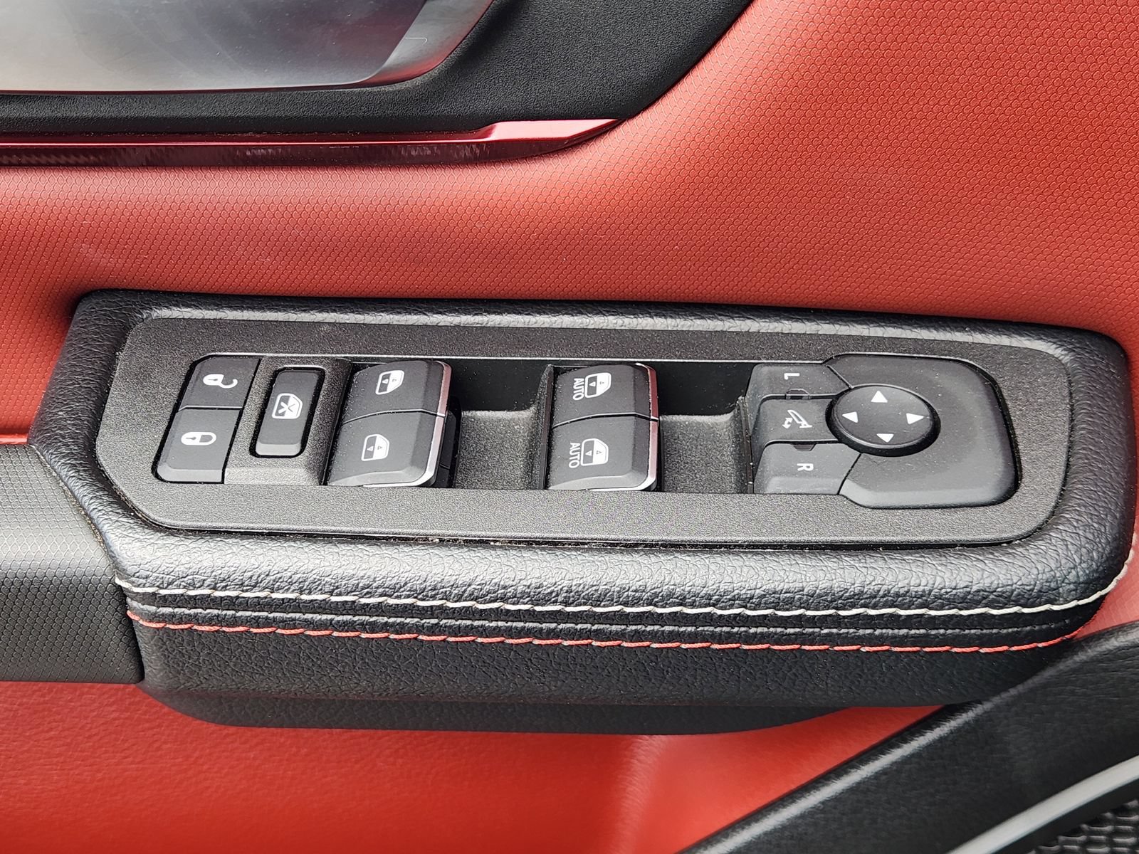 Used 2025 RAM 1500 Rebel w/ Rebel Level 1 Equipment Group AWD/4WD image 28