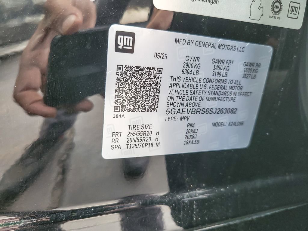 Used 2025 Buick Enclave Sport Touring image 22