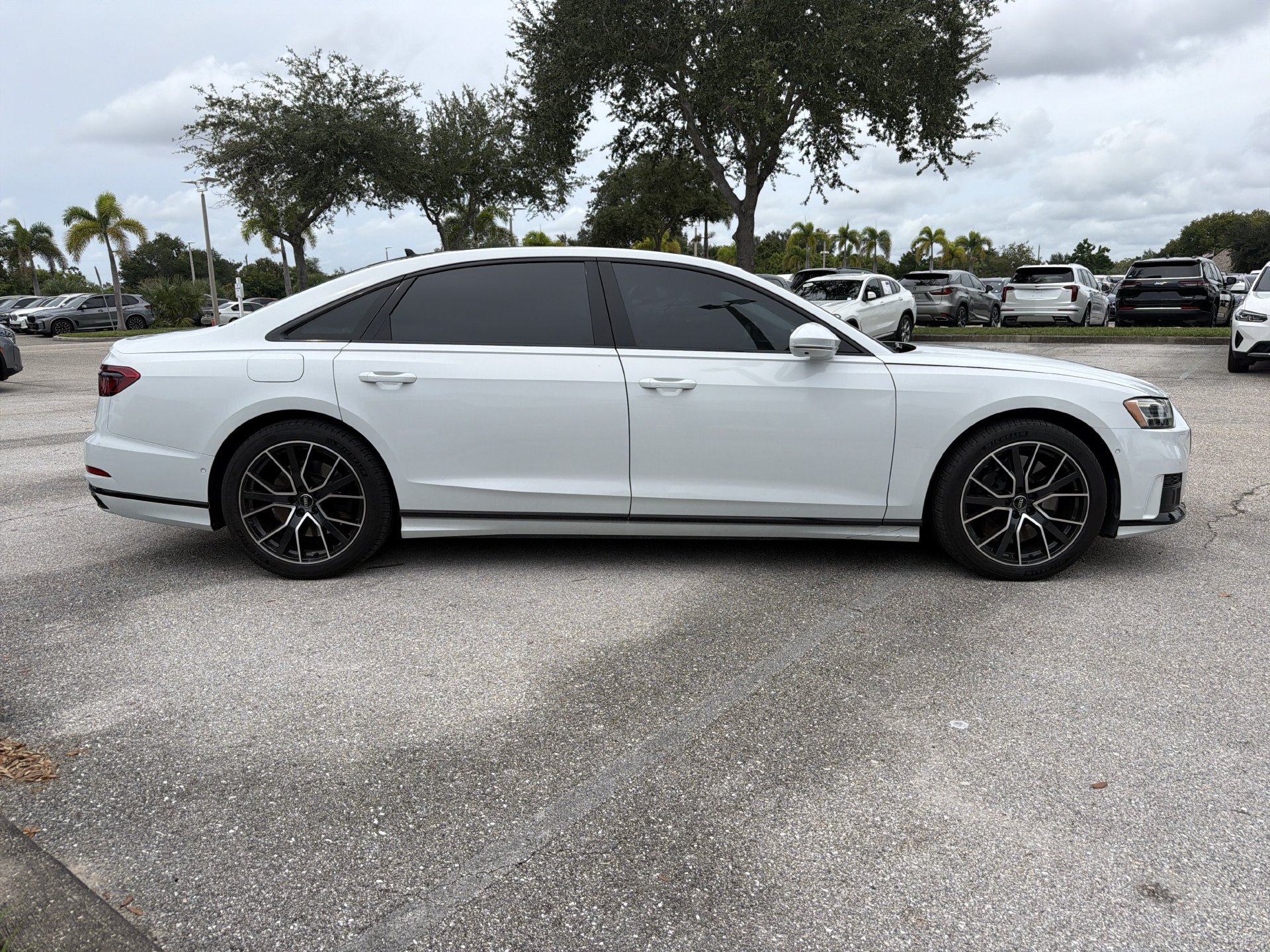 Used 2020 Audi A8 L 4.0T w/ Executive Package AWD/4WD image 3