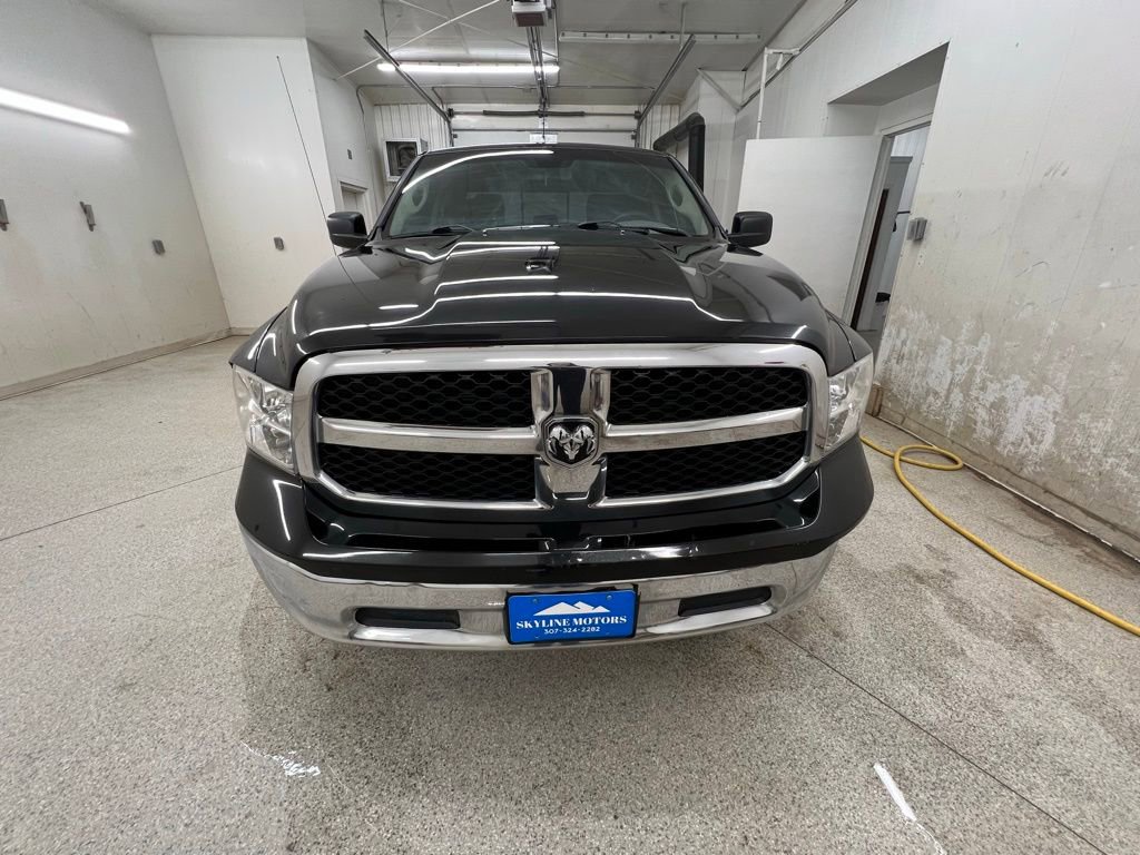 Used 2017 RAM 1500 Classic SLT image 2