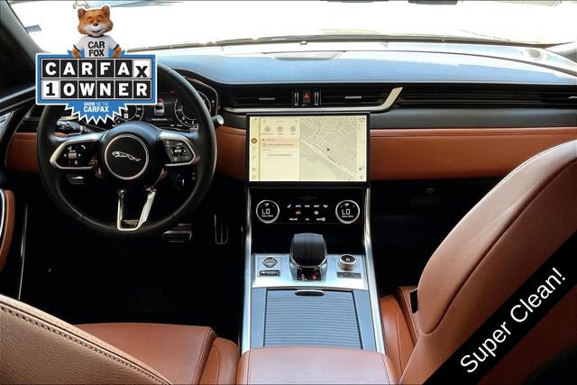 Used 2024 Jaguar XF R-Dynamic SE RWD image 15