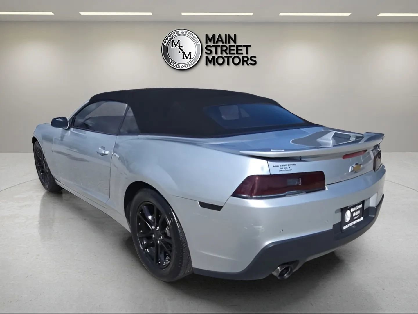 Used 2015 Chevrolet Camaro LT image 3