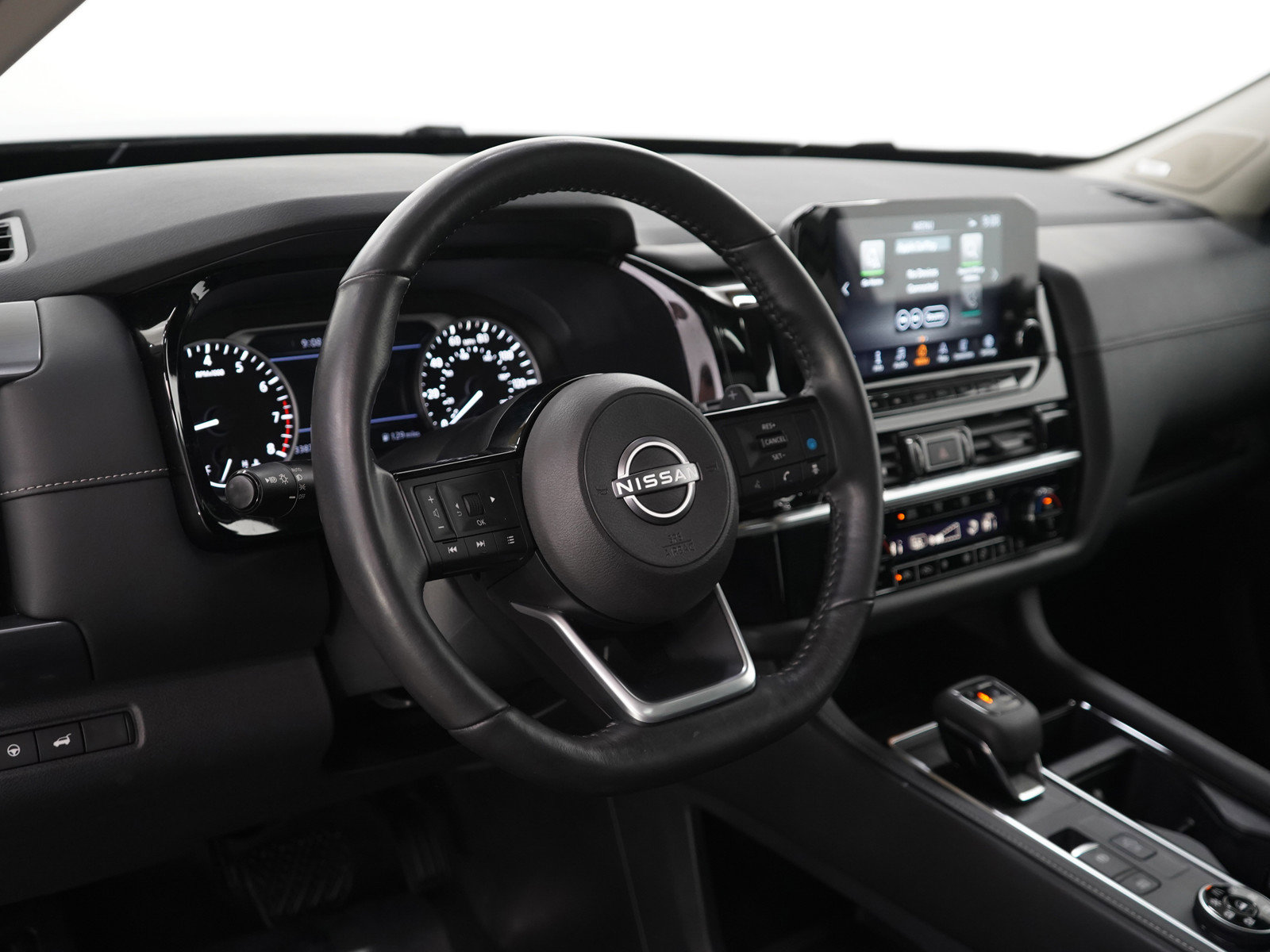 Used 2023 Nissan Pathfinder SL w/ SL Premium Package image 21