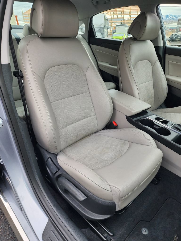 Used 2016 Hyundai Sonata Sport w/ Option Group 02 image 6