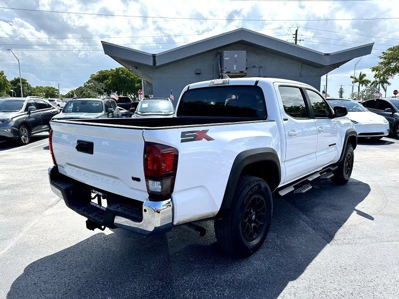 Used 2023 Toyota Tacoma SR5 RWD image 5