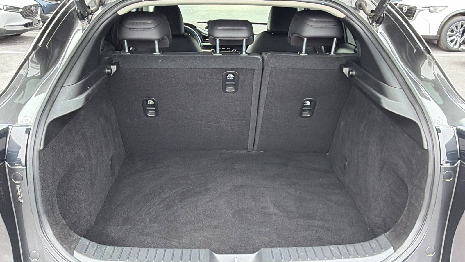 Used 2020 MAZDA CX-30 AWD w/ Premium Package image 30