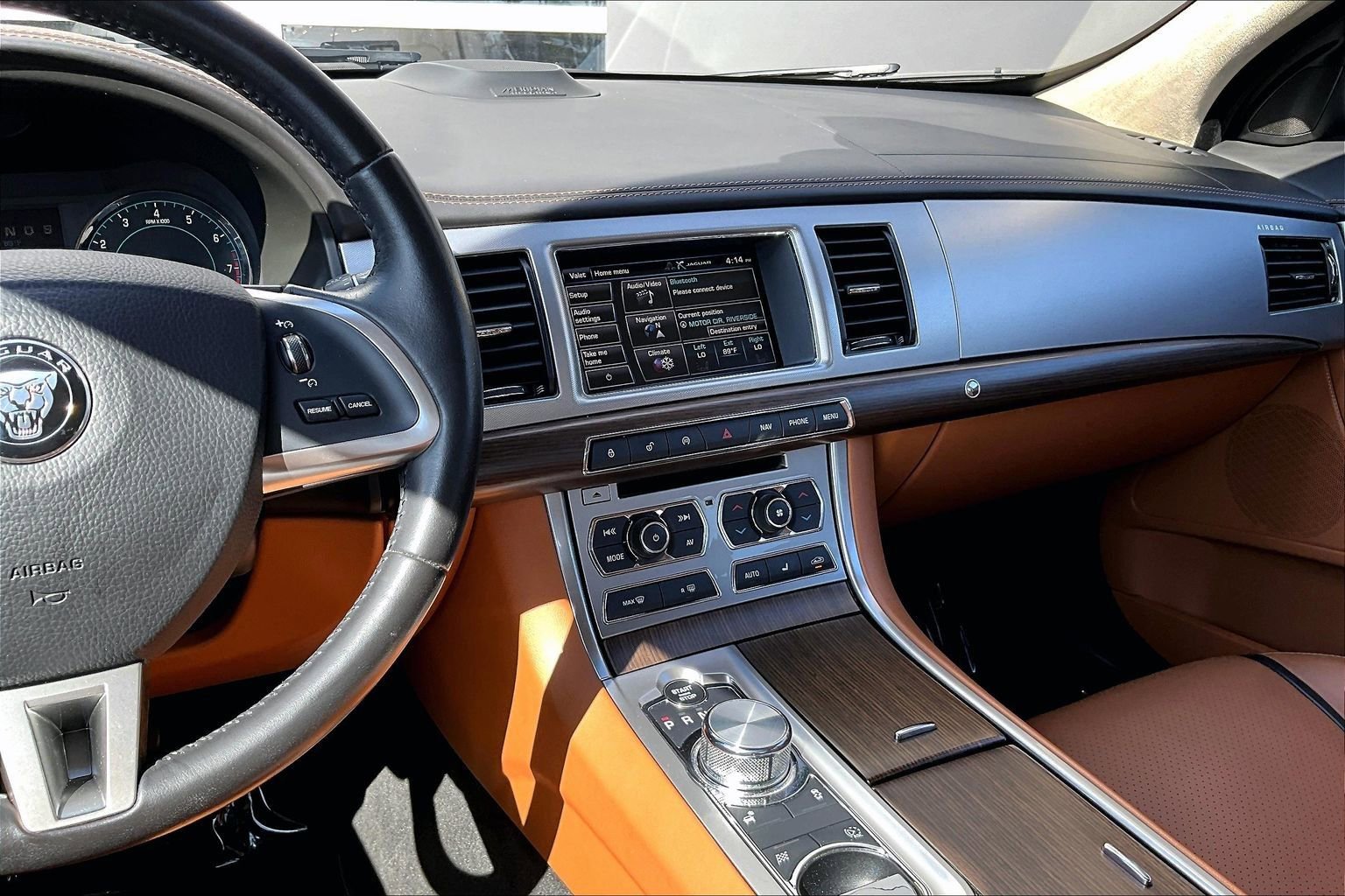 Used 2015 Jaguar XF Portfolio RWD image 6
