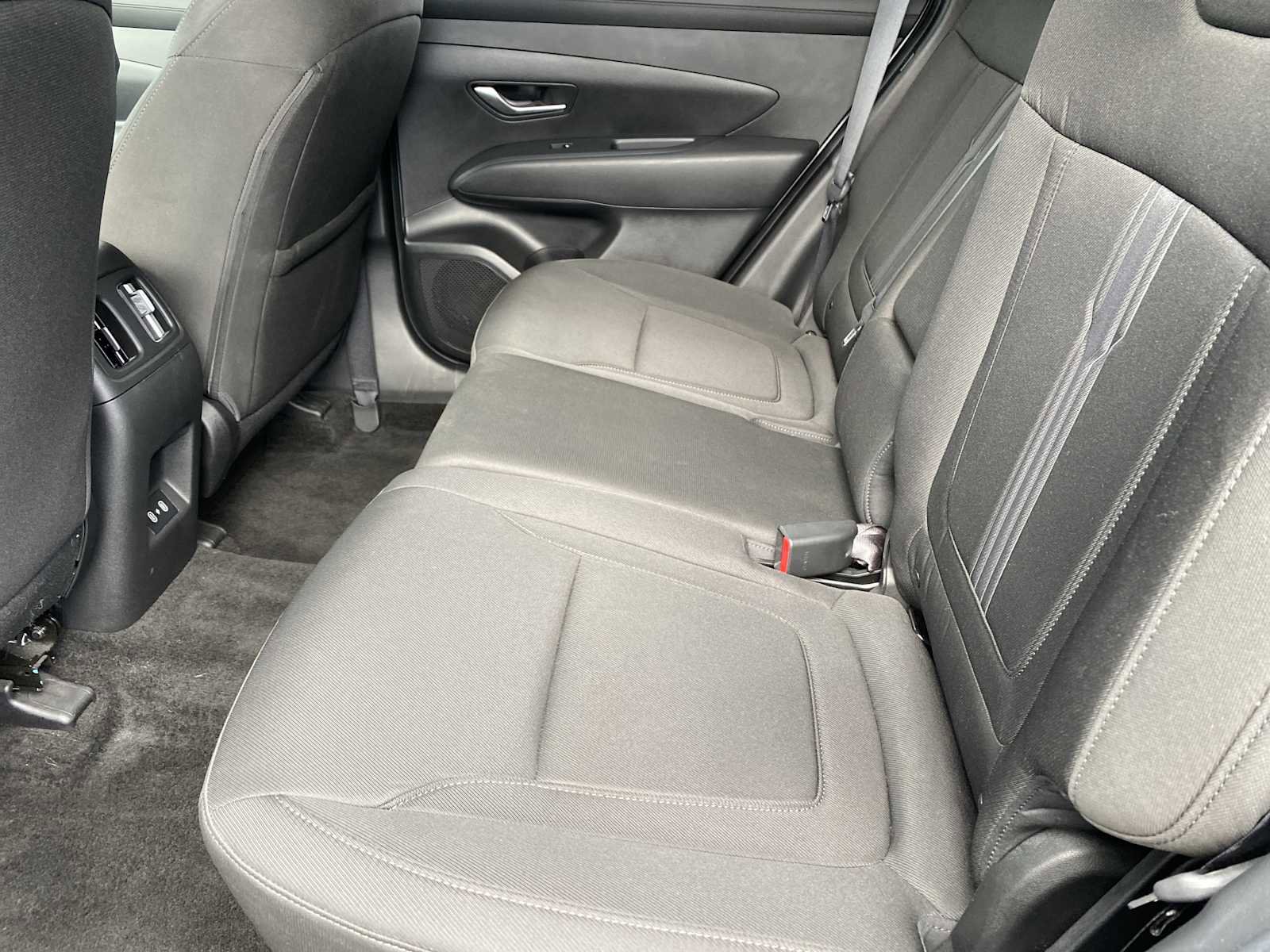 Certified 2025 Hyundai Tucson SEL image 28