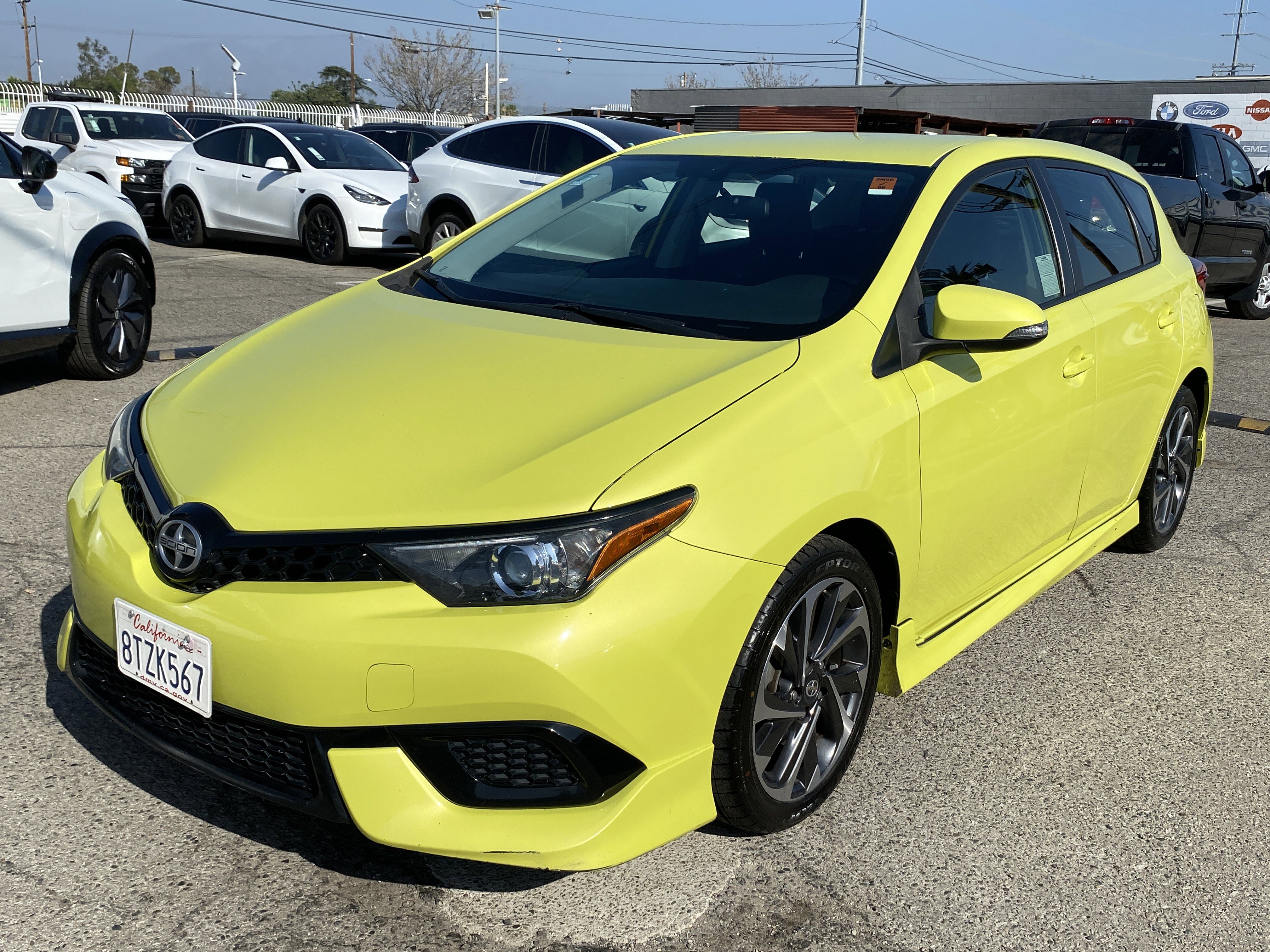 Used 2016 Scion iM image 2