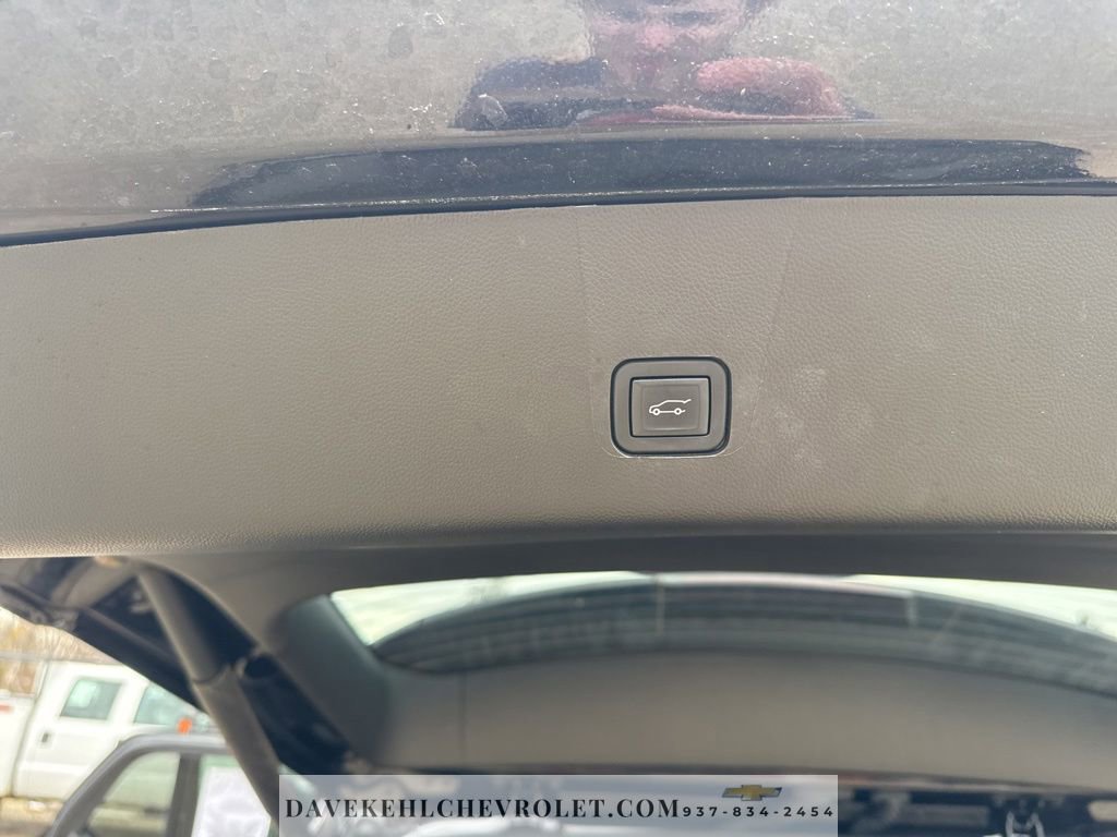 Used 2023 Chevrolet Traverse Premier image 83
