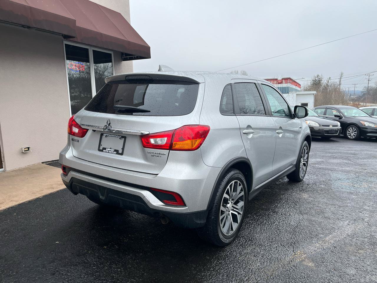 Used 2018 Mitsubishi Outlander Sport ES FWD image 6
