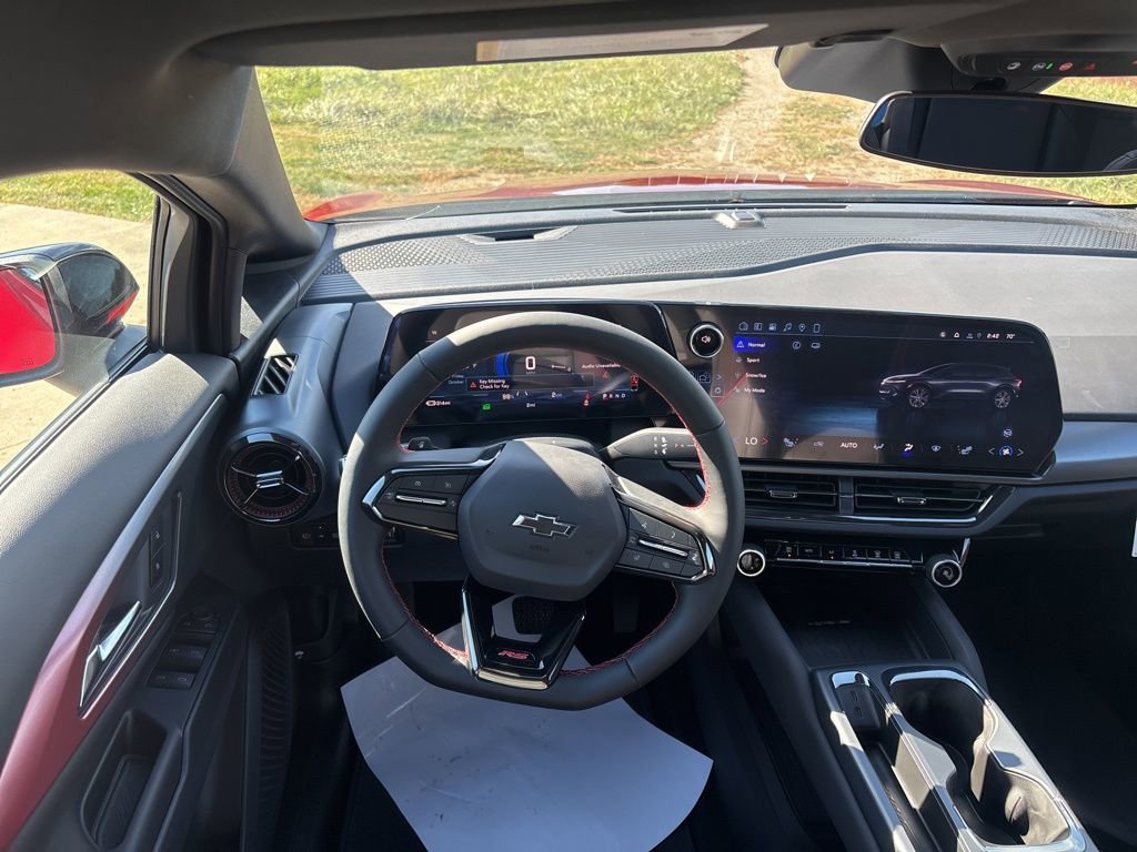New 2026 Chevrolet Equinox EV RS AWD/4WD image 3
