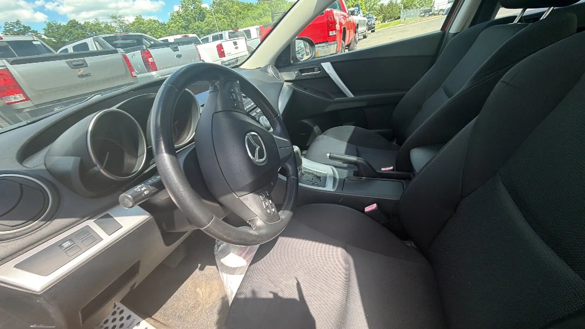 Used 2011 MAZDA MAZDA3 s Sport FWD image 10